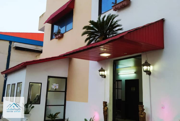 فروش تجاری-مغازه 580 متری هتل سوییت در محمود آباد