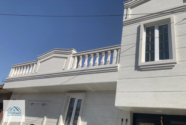 فروش خانه ویلا کلنگی 300 متری در تاکستان